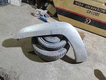 мерседес 124 передний бампер: Toyota, Б/у — 2