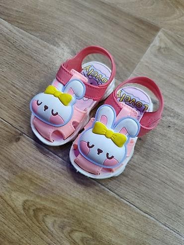 детские золотые серги: Новые, размер не подошёл. размер 19-20 — 2