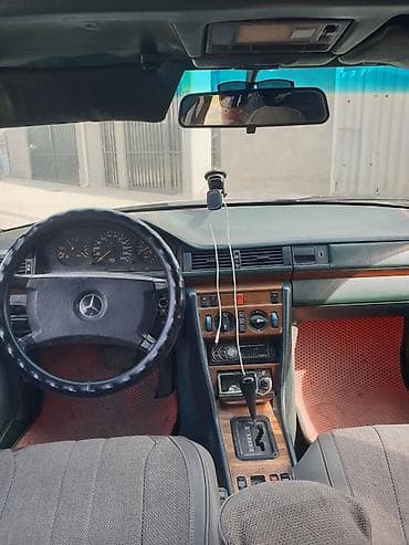 Mercedes-Benz W124: 1991 г., 2.5 л, Автомат, Дизель, Седан — 2