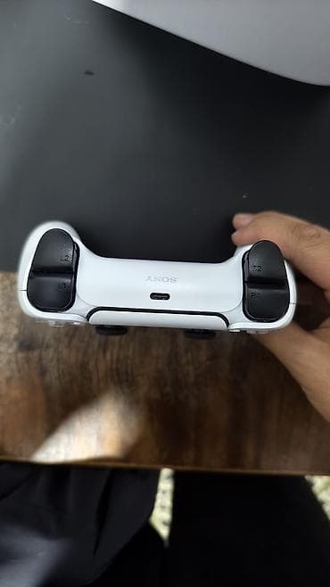 nindendo switch: Игровая консоль Sony PlayStation 5 (версия без дисковода, Digital — 9