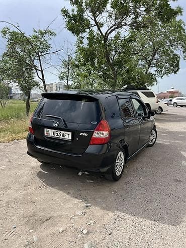автомобил фит: Honda Fit: 2003 г., 1.3 л, Автомат, Бензин, Хэтчбэк — 2