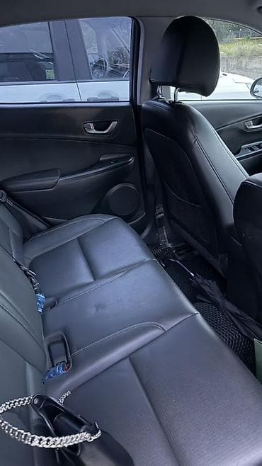 шлем с наушниками: Hyundai Kona: 2019 г., 1.6 л, Автомат, Дизель, Кроссовер — 4