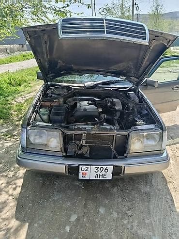 панель на мерс: Mercedes-Benz W124: 1993 г., Ручные, Бензин, Седан — 2