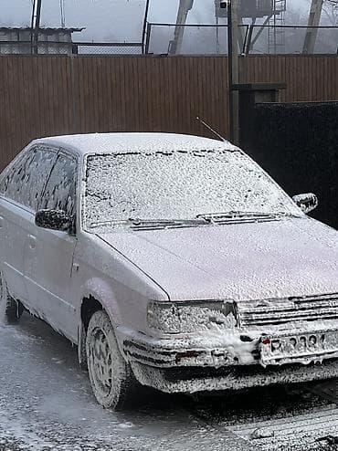 мега авто: Mazda 323: 1987 г., 1.5 л, Механика, Бензин, Хэтчбэк — 9