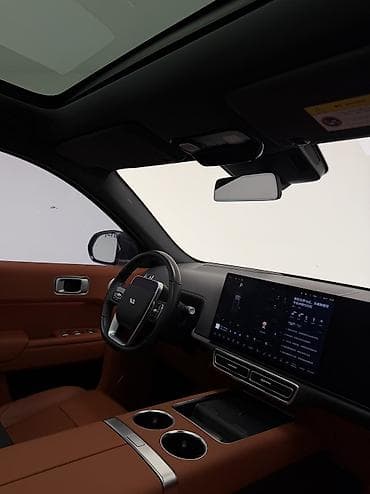 launch pro: Lixiang L7: 2023 г., 1.5 л, Автомат, Электромобиль, Внедорожник — 6