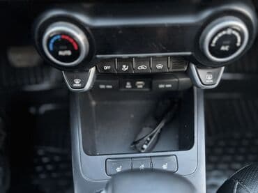 продаю или меняю на недвижимость: Kia Rio: 2018 г., 1.4 л, Автомат, Бензиновая, Седан — 4