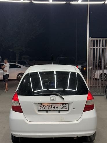 g comp: Honda Fit: 2003 г., 1.3 л, Автомат, Хэтчбэк — 4