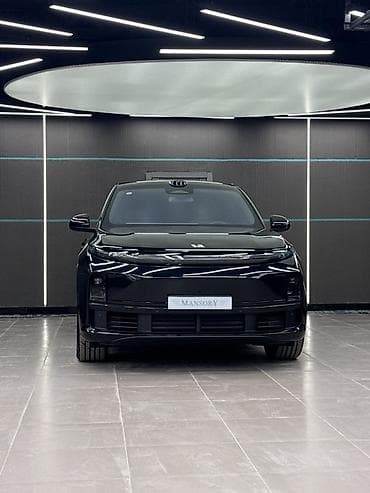 Mansory detailing У нас есть услуги: •Химчистка •Тонировка •Оклейка