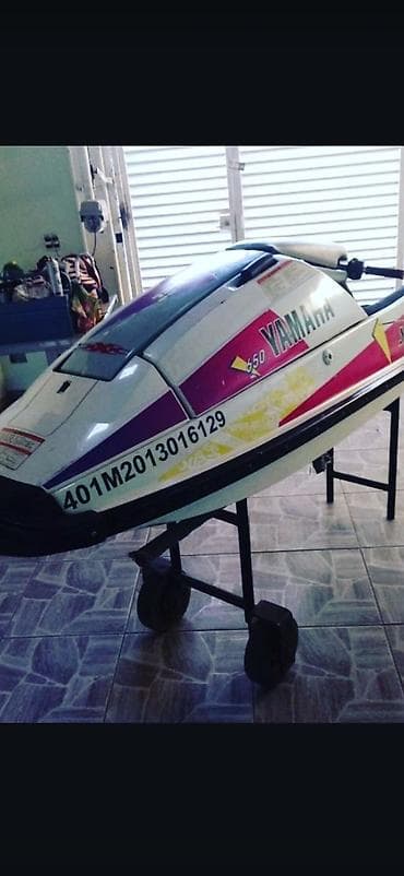 700: Гидроцикл Yamaha SuperJet 700 - Стоячий джет Yamaha серии SuperJet - — 10