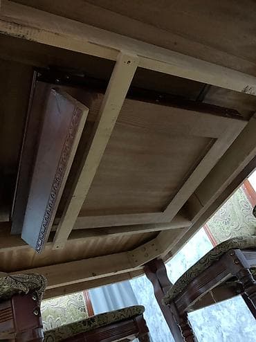 coffee table: Стол Ширина 120 см Длина 3 метра, удлиняется до 4 метра. Состав — 3