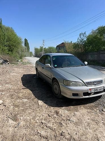 Транспорт: Honda Accord: 2001 г., 1.8 л, Автомат, Бензин, Седан — 4