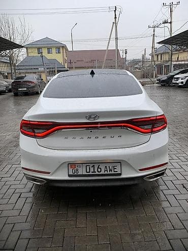 tesla model 3: Hyundai Grandeur: 2019 г., 3 л, Автомат, Газ, Седан — 5