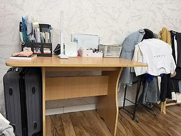 computer table: Продается кухонный стол в хорошем состоянии — 1