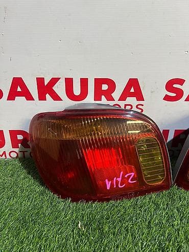 vitz: Комплект стоп-сигналов Toyota Б/у, Оригинал, Япония — 2