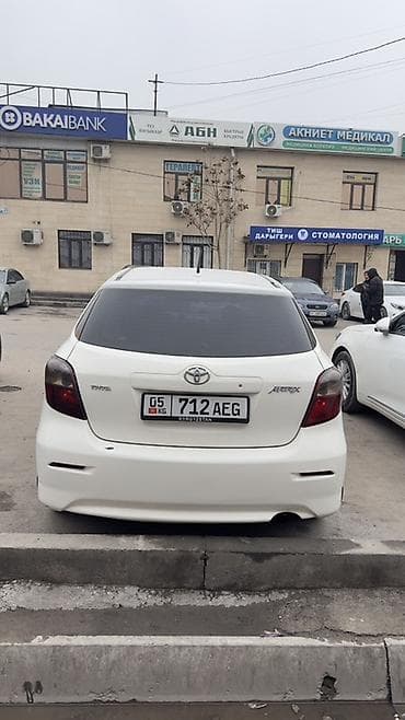 Toyota: Toyota Matrix: 2008 г., Механика, Бензин, Хэтчбэк — 1