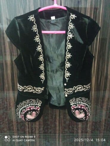 платья из панбархата на шифоне для полных: Женская одежда – набор из трех изделий 1) Темно-синее платье миди: - — 3