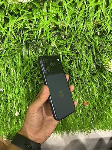 IPhone 17 Pro, Б/у, 512 ГБ, Синий, Зарядное устройство, Коробка, 99 % — 4