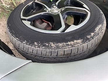 плафон на ист: Toyota Ist: 2003 г., 1.5 л, Автомат, Бензин, Хэтчбэк — 9