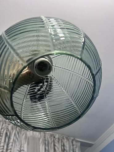 study lamp: Подвесной светильник с стеклянным плафоном «шар» есть 4штуки каждая — 2