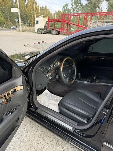 некция 3: Mercedes-Benz E-Class: 2003 г., 5 л, Автомат, Бензин, Седан — 9