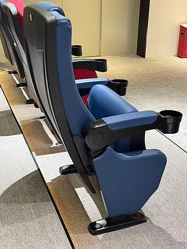 projector screen: Кинотеатральные кресла с подстаканниками - Назначение: зрительные — 3
