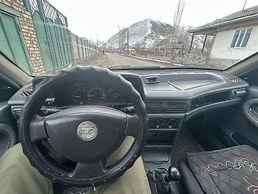Daewoo Nexia: 2006 г., 1.5 л, Ручные, Бензин, Седан