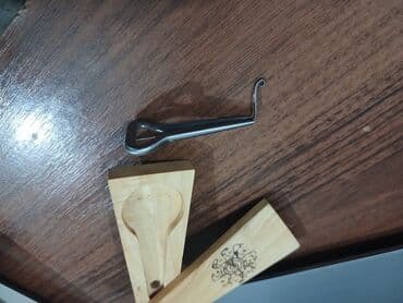 Барабаны: Продаётся темир ооз комуз. В деревянном футляре. Почти абсолютно — 3