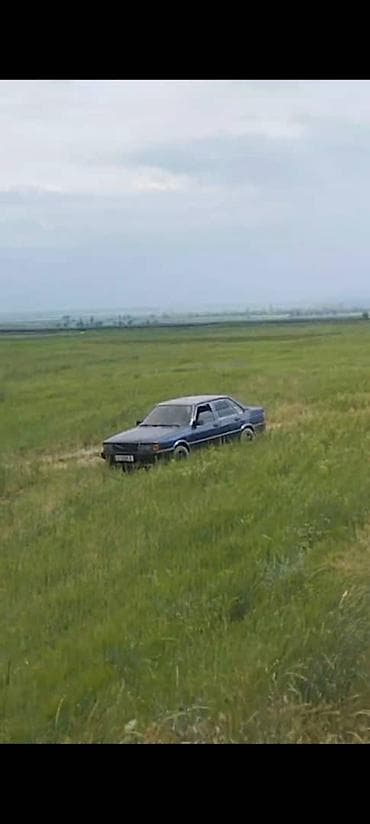 Продажа авто: Audi 80: 1985 г., Седан — 5