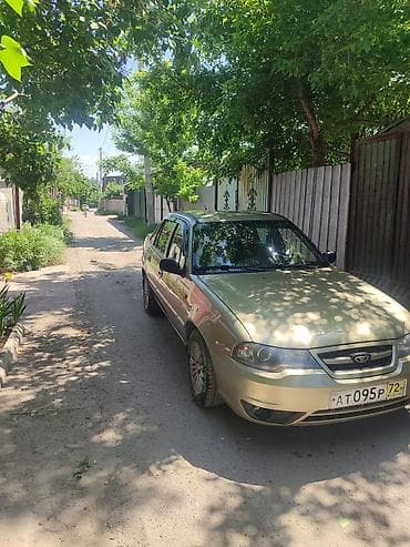 Daewoo Nexia: 2011 г., 1.6 л, Механика, Бензин, Седан at lalafo.kg Daewoo Nexia: 2011 г., 1.6 л, Механика, Бензин, Седан