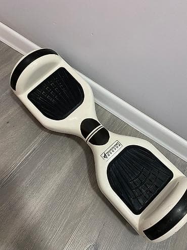 Продаётся гироскутер. Б/У Работает отлично. Имеется зарядное