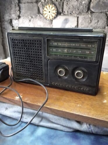 Продам приемник.Утюг