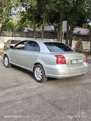 prius plus: Toyota Avensis: 2003 г., 1.8 л, Механика, Бензин, Седан — 4