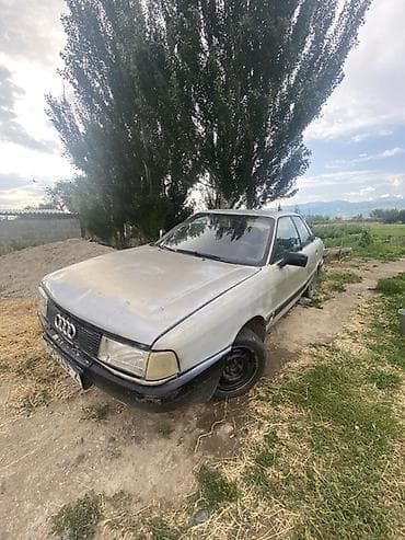 Унаа сатуу: Audi 100: 1990 г., Кол менен иштөөчү, Седан — 4