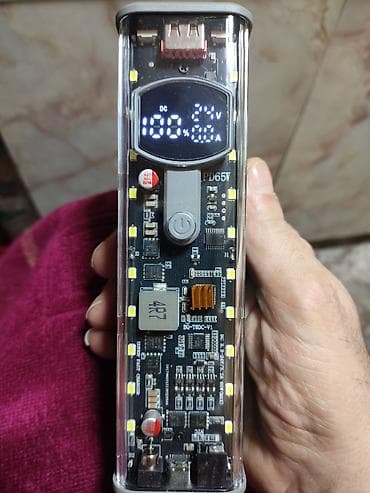 Мощный пауэрбанк 24000 mAh,65W для ноутбуков, телефонов, планшетов