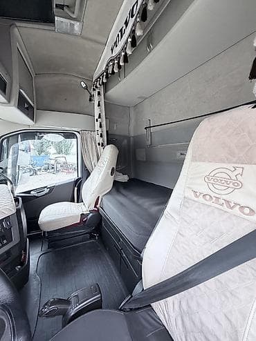 тягач аумен: Грузовик, Volvo, 7 т, Б/у — 10