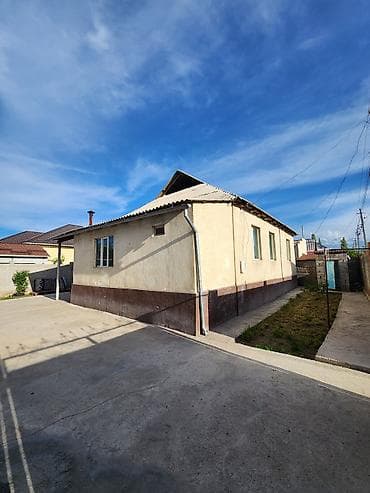 4 bedroom: Продаётся уютный дом в районе Арча-Бешик! 📍 Район: Арча-Бешик 📐 Общая — 1