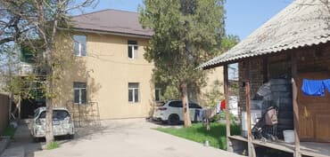 контейнер рынок дордой: Сдаётся 2-этажное помещение 300м² с просторным двором под любой тип — 1