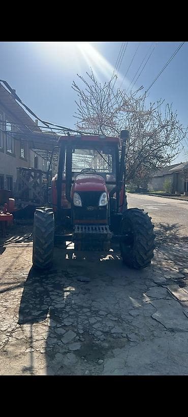 купить трактор юто 504: Трактор с кабиной + комплект навесного Описание: - Колёсный трактор с — 1