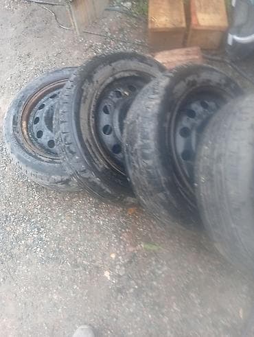 Шиналар жана дисктер: Дөңгөлөктөр монтажда 185 / 60 / R 15, Жай, Колдонулган, Комплект, Темир, тешиктери - 4 — 2