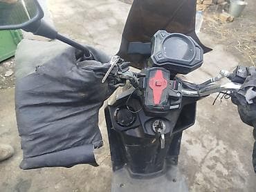 куплю скутер бишкек: Тип скутера 125 куб. см, Бензин, Б/у — 5