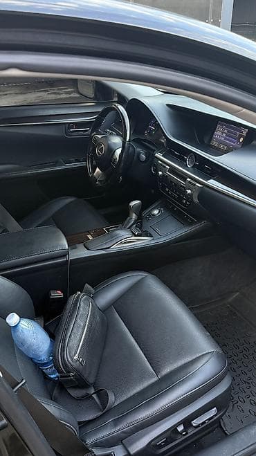 прикурит машина: Lexus ES: 2016 г., 2.5 л, Автомат, Гибрид, Седан — 7
