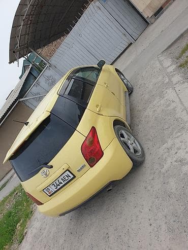 Toyota Ist: 2003 г., 1.5 л, Автомат, Бензин, Хэтчбэк — 4