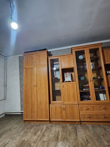 шкафы для гостинной: Гарнитур для зала, Б/у, ДСП, Самовывоз, цвет - Коричневый — 3