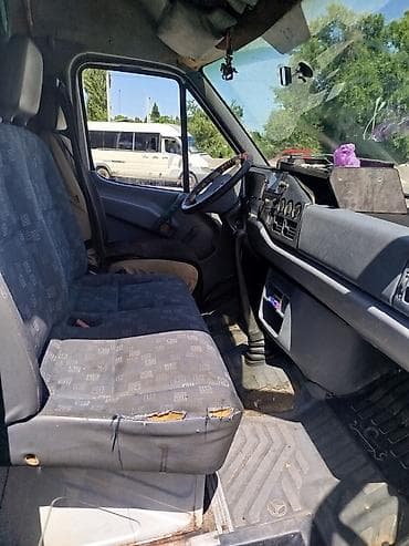 255 55 18: Легкий грузовик, Mercedes-Benz, Стандарт, 3 т, Б/у — 1