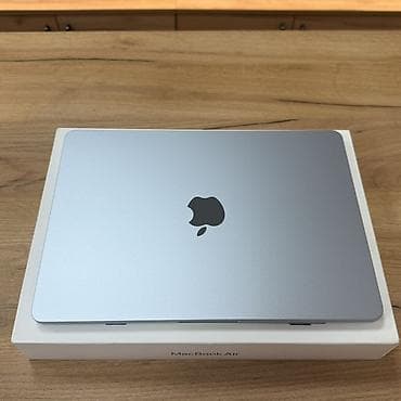 x iphone: В продаже макбук с коробкой MACBOOK AIR 13 2025 M4 chip 16/256 В — 1