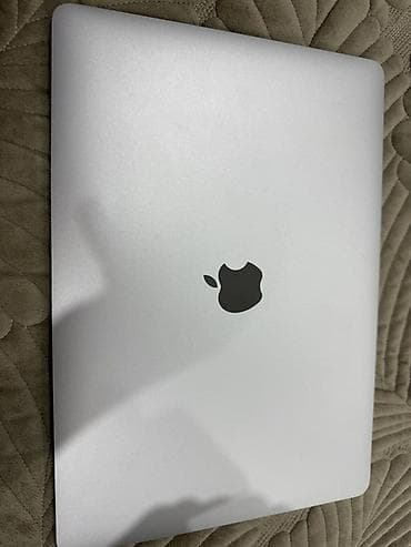 Для учебы, Б/у, Apple M1, ОЗУ, RAM: 8 ГБ