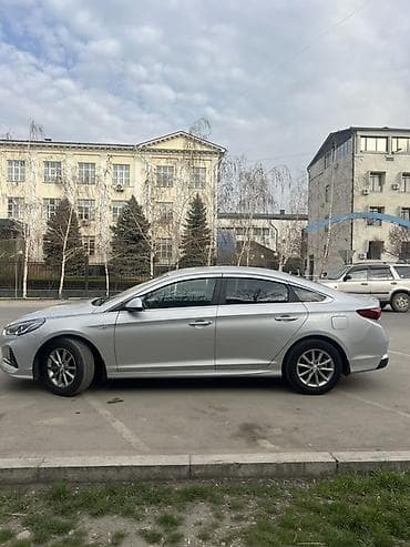Транспорт: Hyundai Sonata: 2021 г., 2 л, Автомат, Газ, Седан — 5