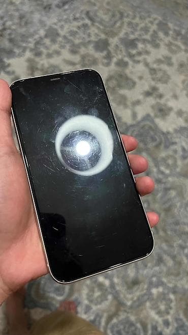tab s5e: IPhone 12, Белый — 3