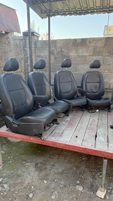 скупка компов: Комплект сидений, Кожа, Kia Б/у, Оригинал — 1