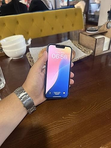 face id: IPhone 13, Б/у, 128 ГБ, Синий — 2